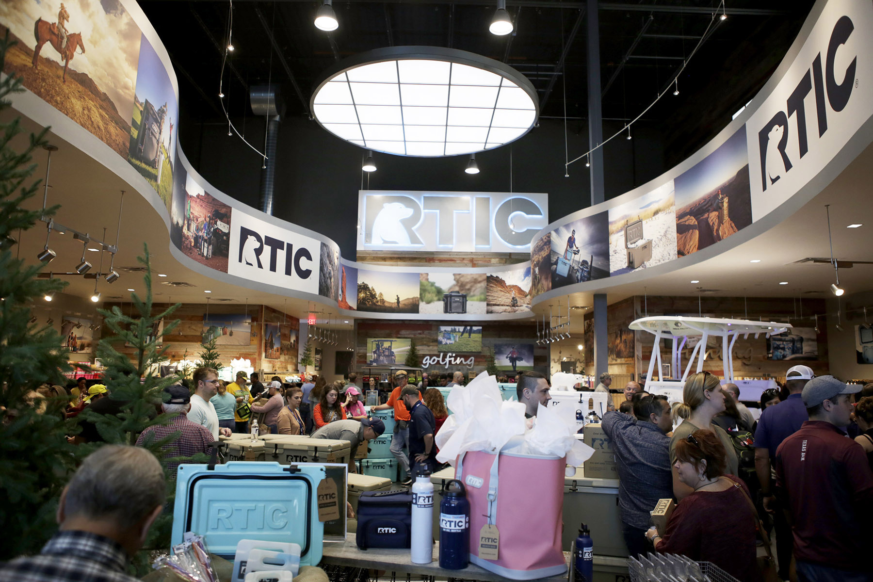TRIS Catered RTIC's Flagship Store Grand Opening » TRIS
